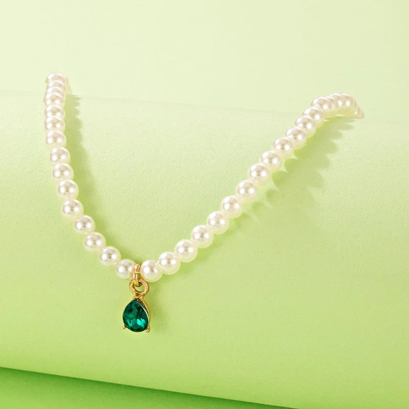 Pear Pendent With Pearl Chain